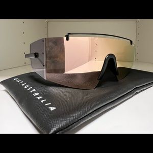 Quay sun glasses